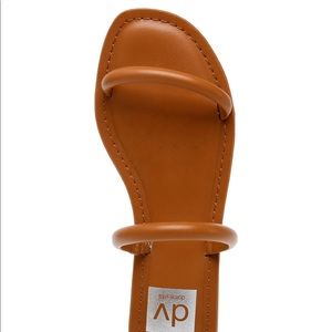 Dolce Vita Jelly Sandal slides in Tan